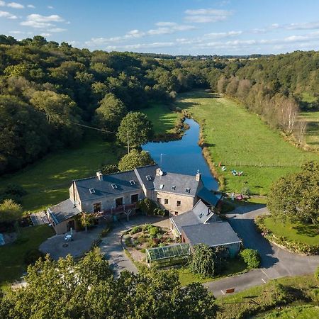 Le Moulin Des Hirondelles Bed & Breakfast Pluvigner Luaran gambar